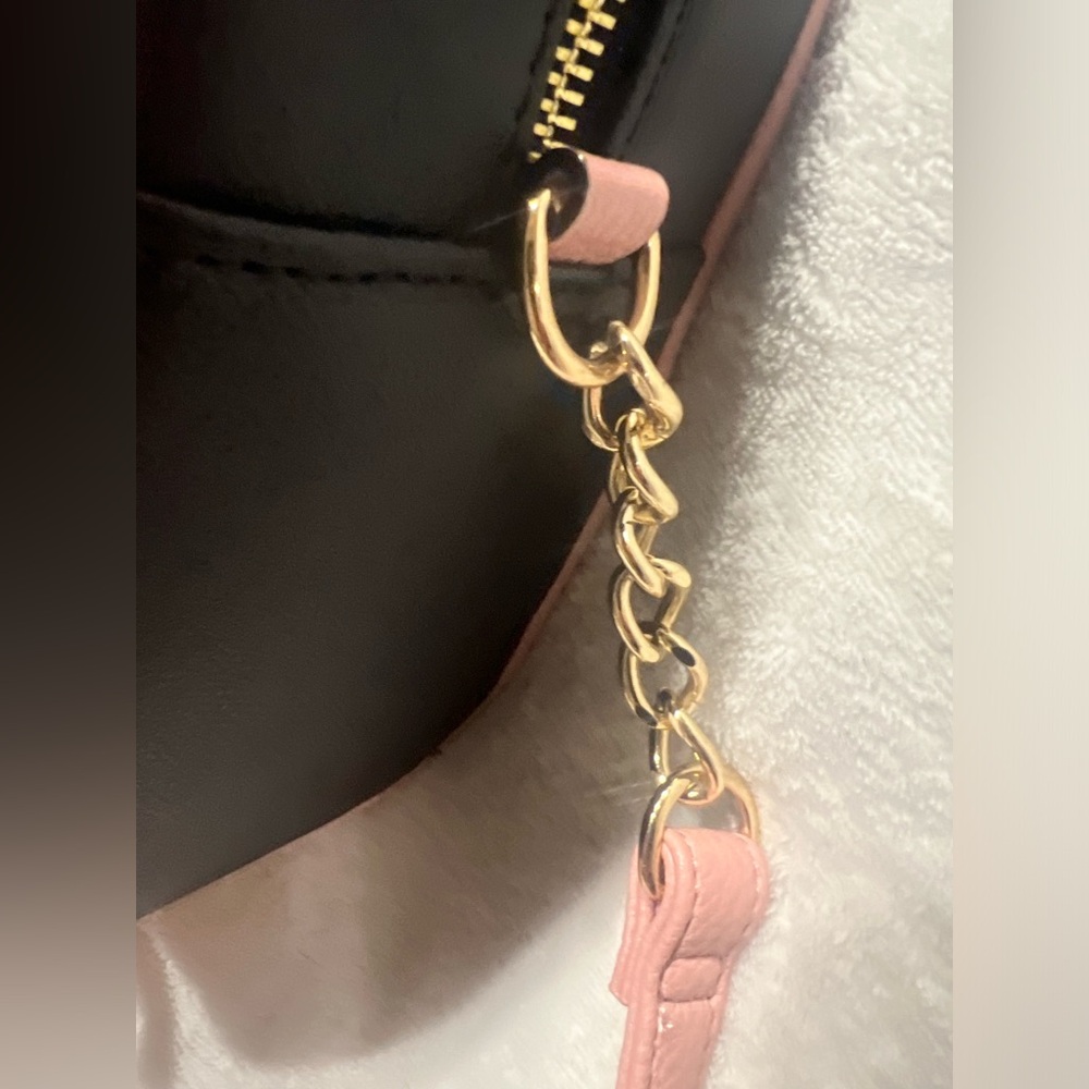 Juicy Couture Urban Heritage Bowler Bag – Pink & Black Logo Satchel NWT - Picture 6 of 9